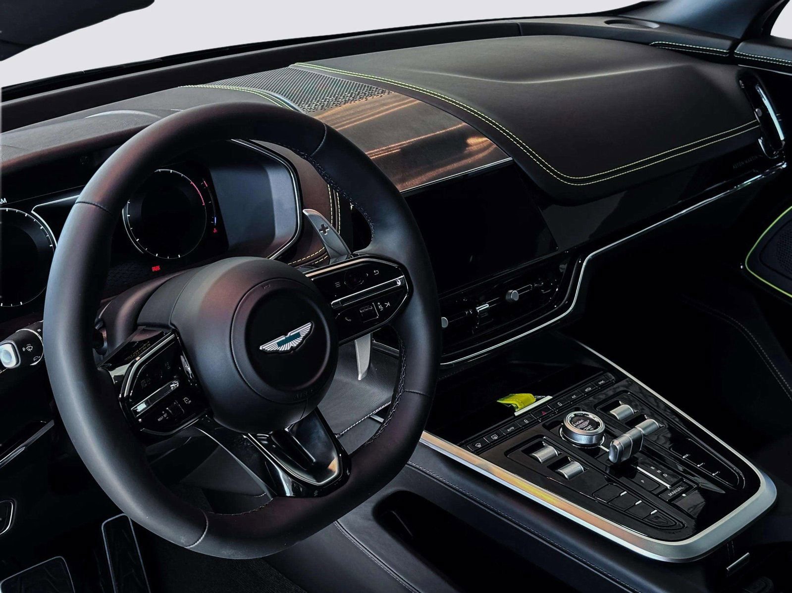 New 2026 Aston Martin DBX S image 27