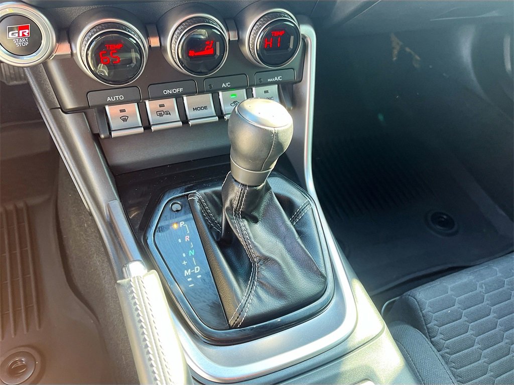 Used 2024 Toyota GR86 Base image 16