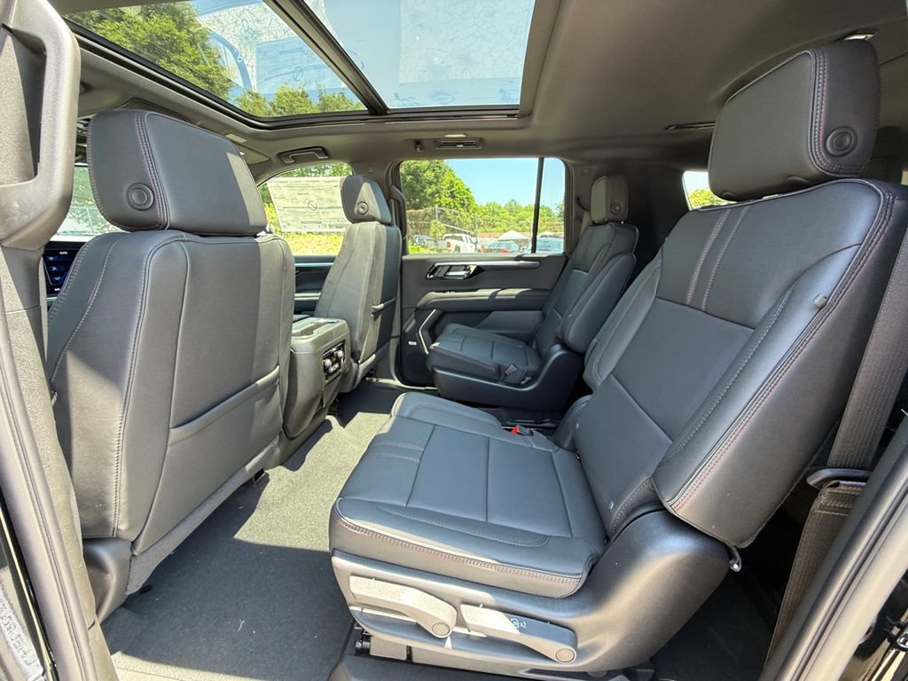 New 2026 Chevrolet Suburban RST AWD/4WD image 25