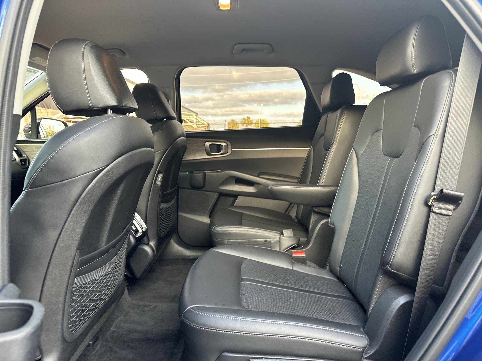Certified 2022 Kia Sorento EX FWD image 24