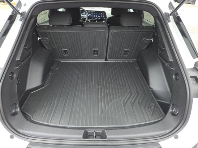 New 2026 Chevrolet Equinox EV LT image 21