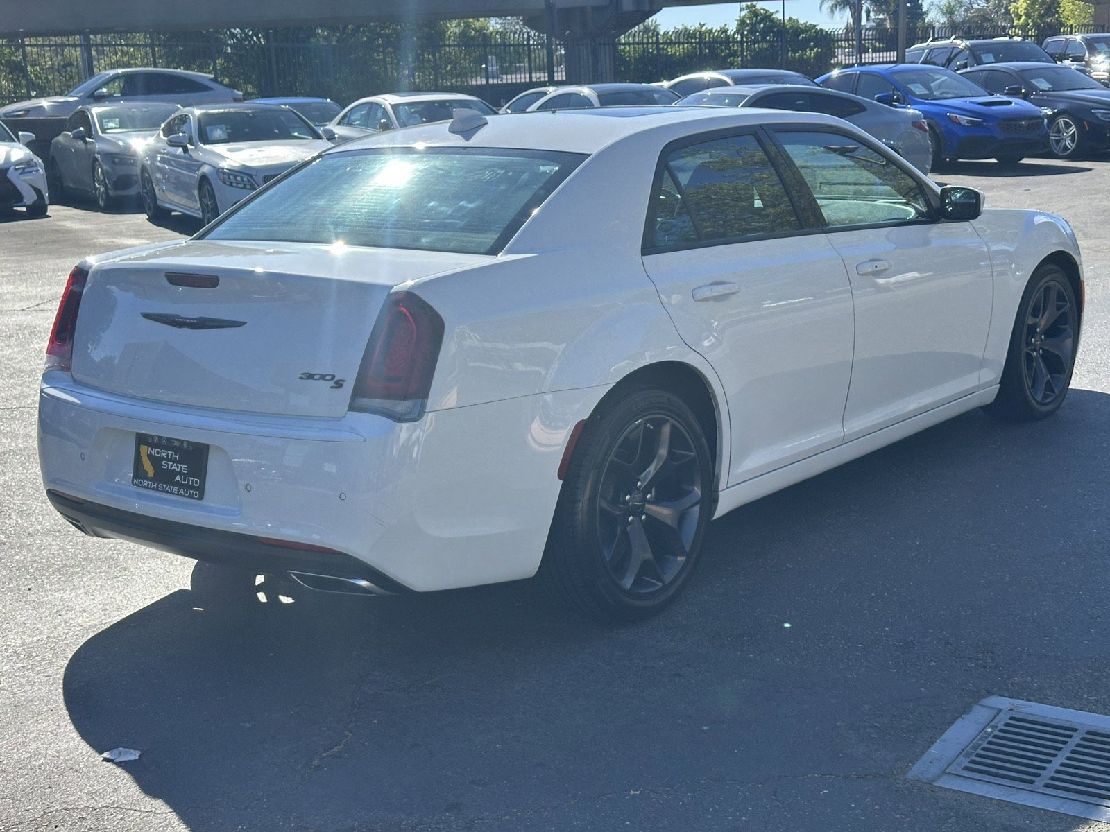 Used 2022 Chrysler 300 S image 8