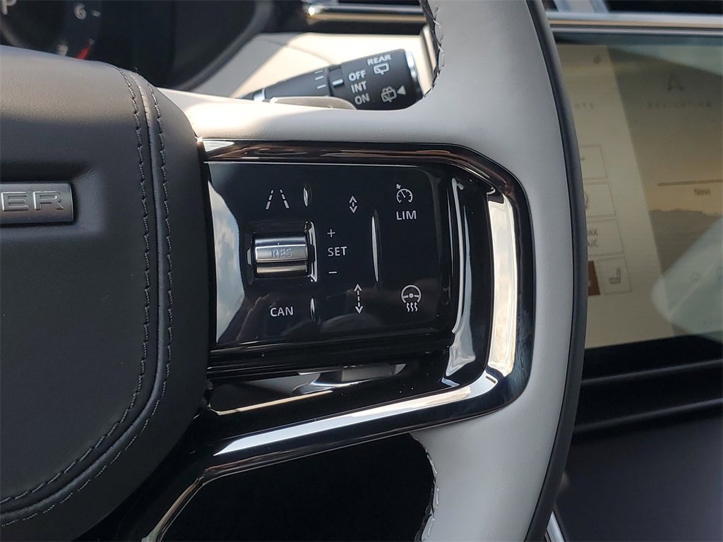 New 2026 Land Rover Range Rover Velar Dynamic SE image 20