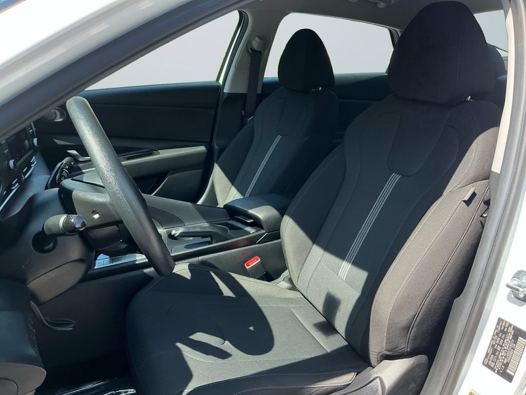 Used 2026 Hyundai Elantra SE FWD image 10