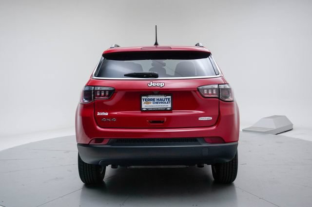 Used 2024 Jeep Compass Latitude AWD/4WD image 6
