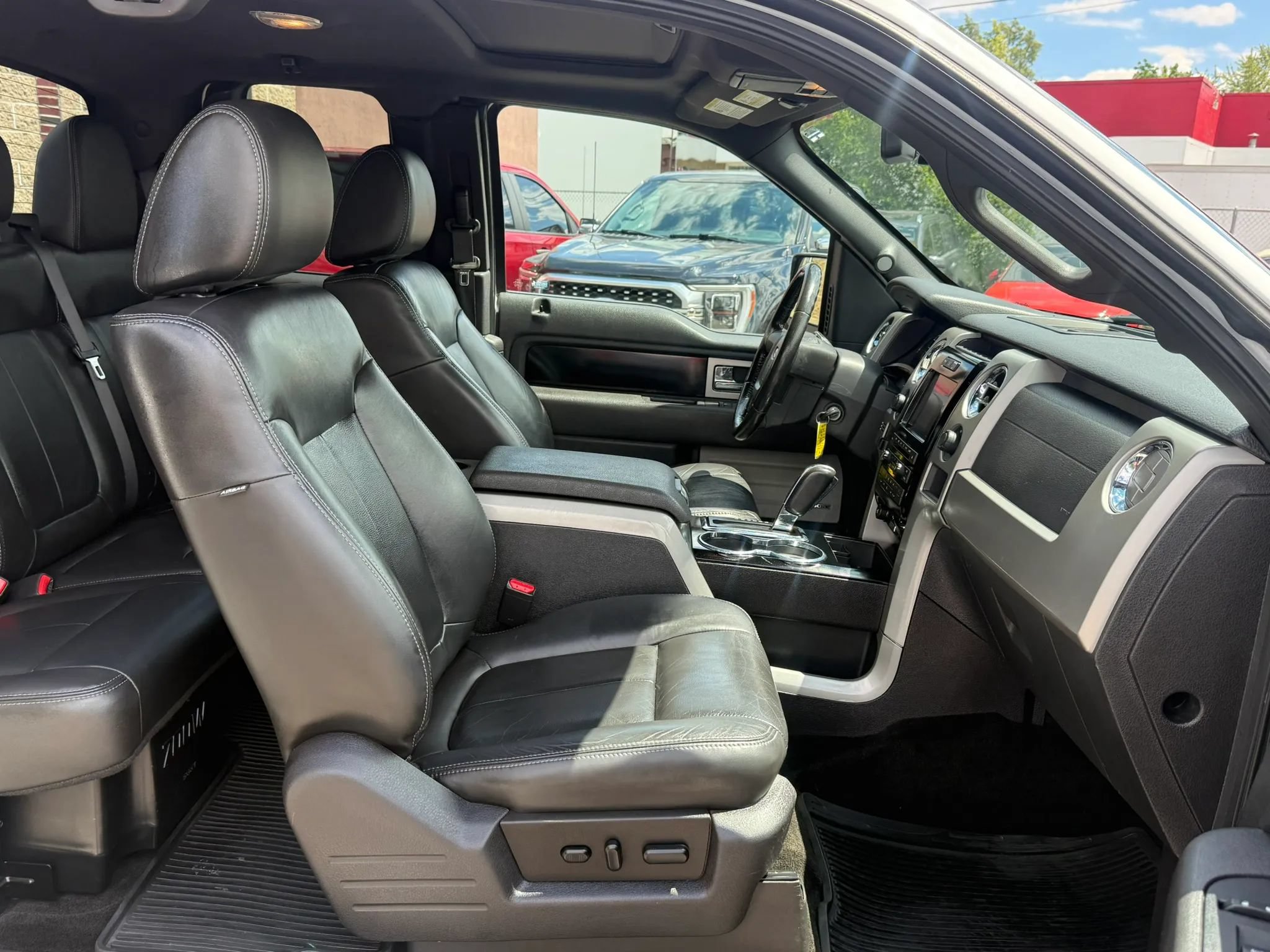 Used 2011 Ford F150 FX4 w/ FX Luxury Pkg AWD/4WD image 33