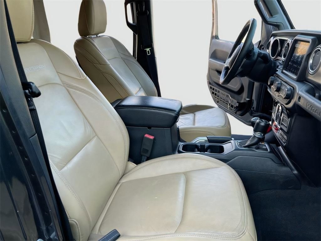 Used 2018 Jeep Wrangler Unlimited Rubicon AWD/4WD image 32
