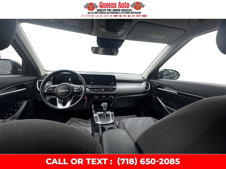 Used 2024 Kia Seltos LX AWD/4WD image 23