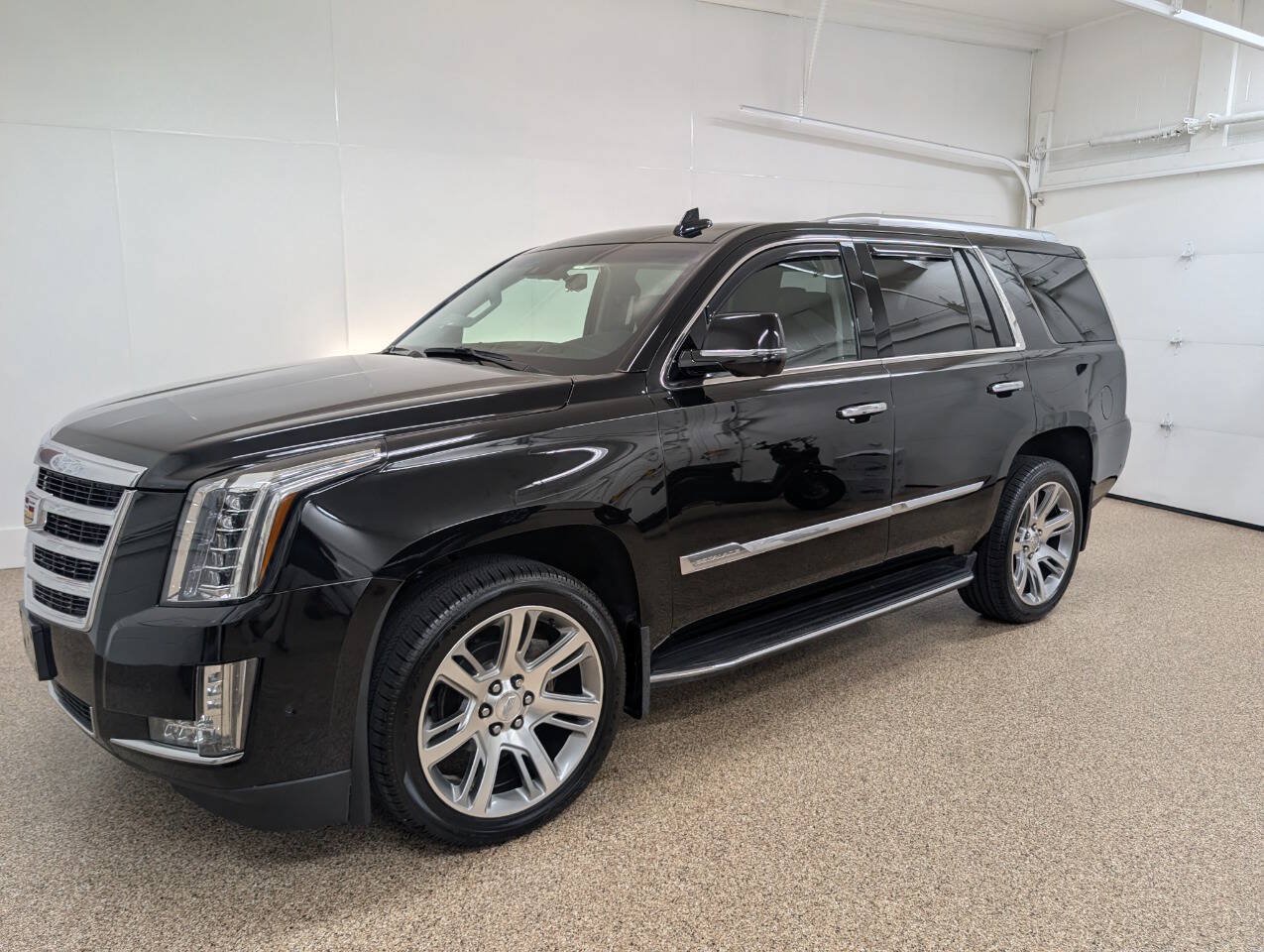 Used 2018 Cadillac Escalade Premium Luxury