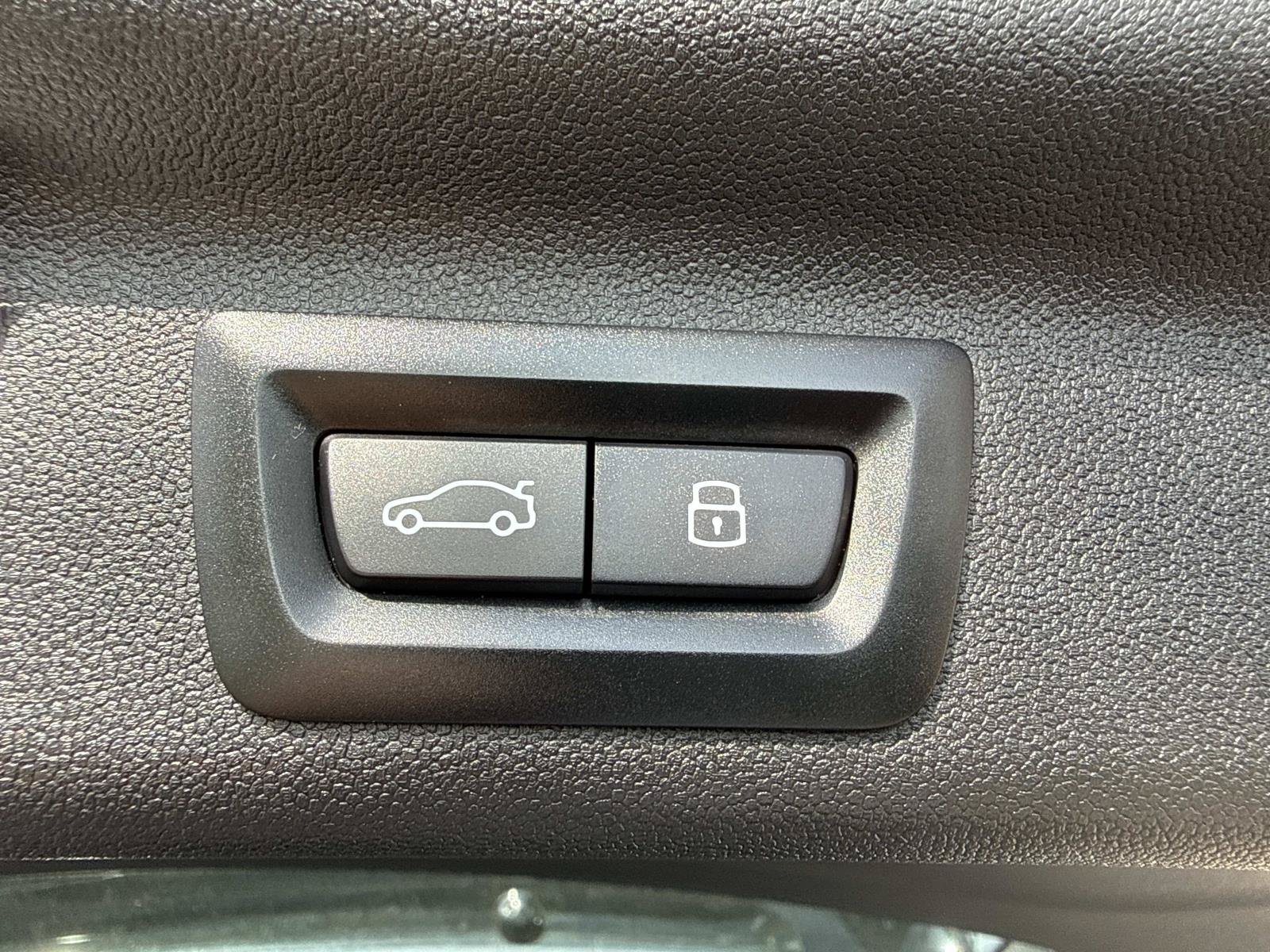 Certified 2025 MINI Cooper Countryman S AWD/4WD image 11