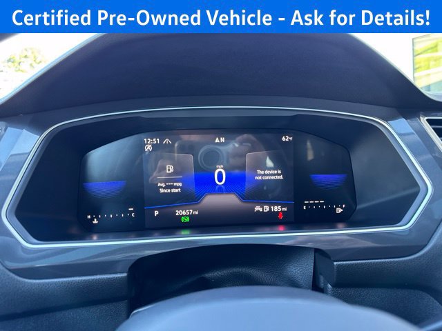 Certified 2023 Volkswagen Tiguan SE w/ Panoramic Sunroof Package AWD/4WD image 11