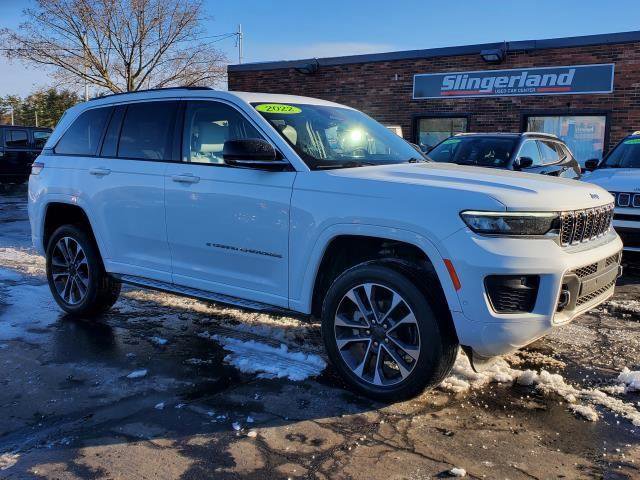 Used 2022 Jeep Grand Cherokee Overland w/ Adv Protech Group III AWD/4WD image 2