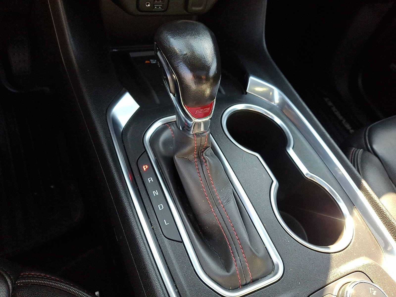 Used 2022 Chevrolet Traverse RS image 22