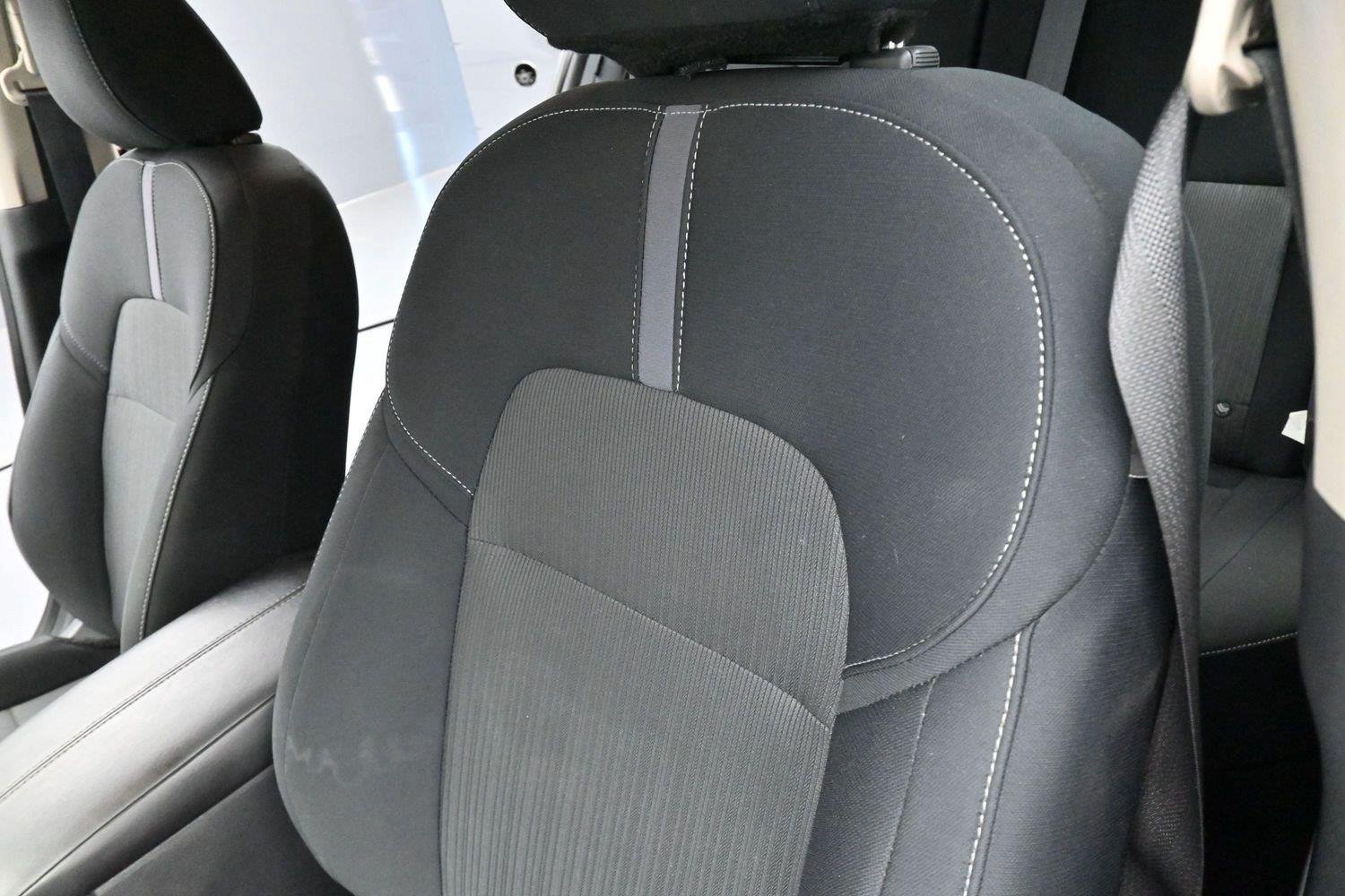 Used 2024 Nissan Sentra SV FWD image 13
