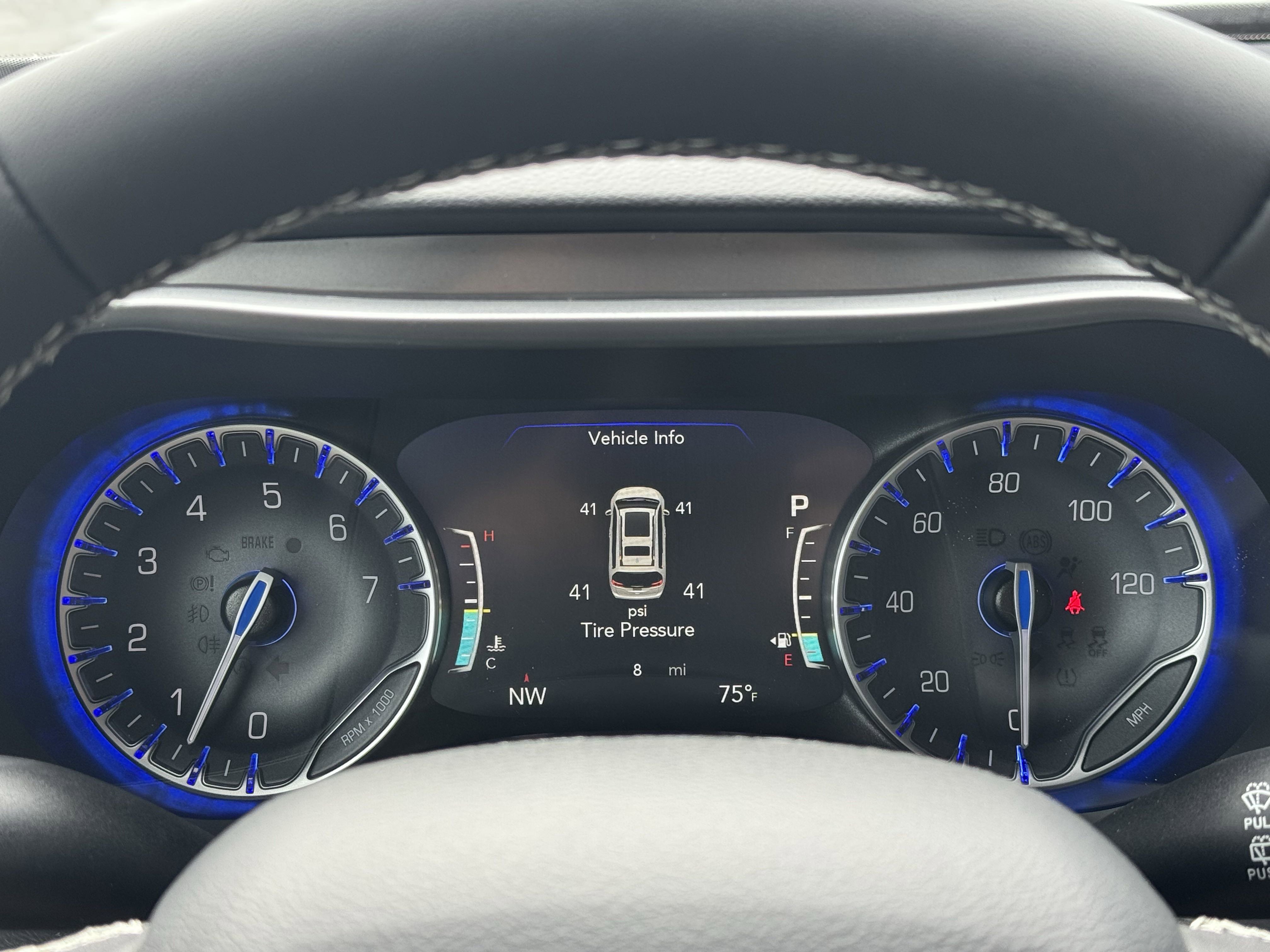 New 2025 Chrysler Voyager LX image 15