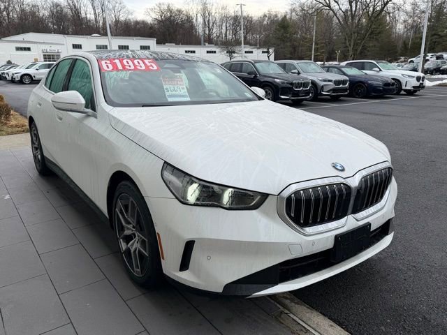 Used 2026 BMW 530i xDrive w/ Executive Package image 5