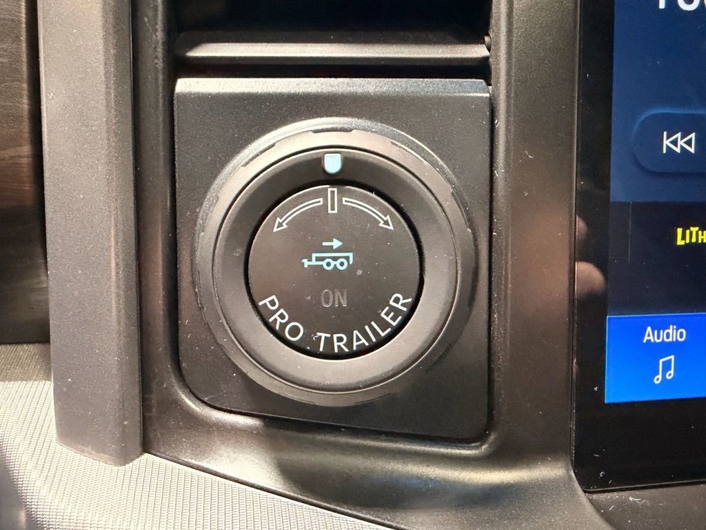 Used 2025 Ford F150 Lariat w/ Tow/Haul Package image 40