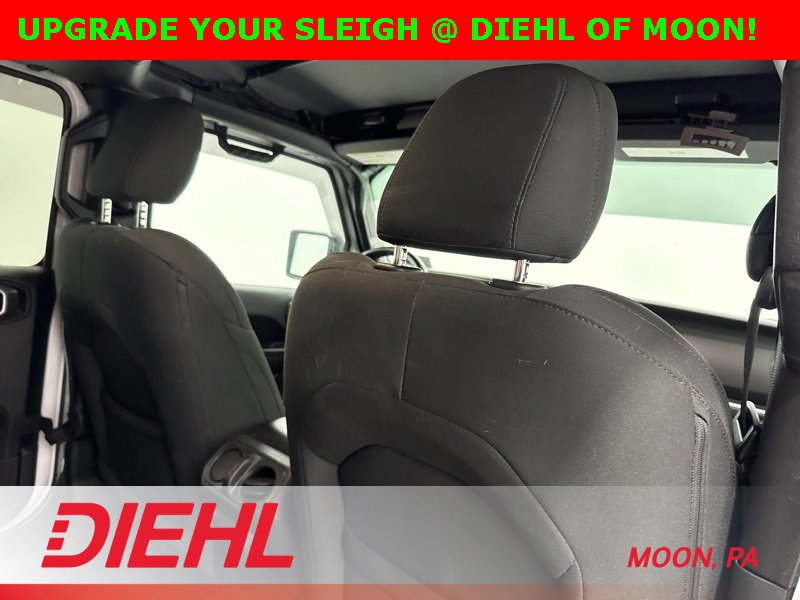 Certified 2021 Jeep Gladiator Willys image 10