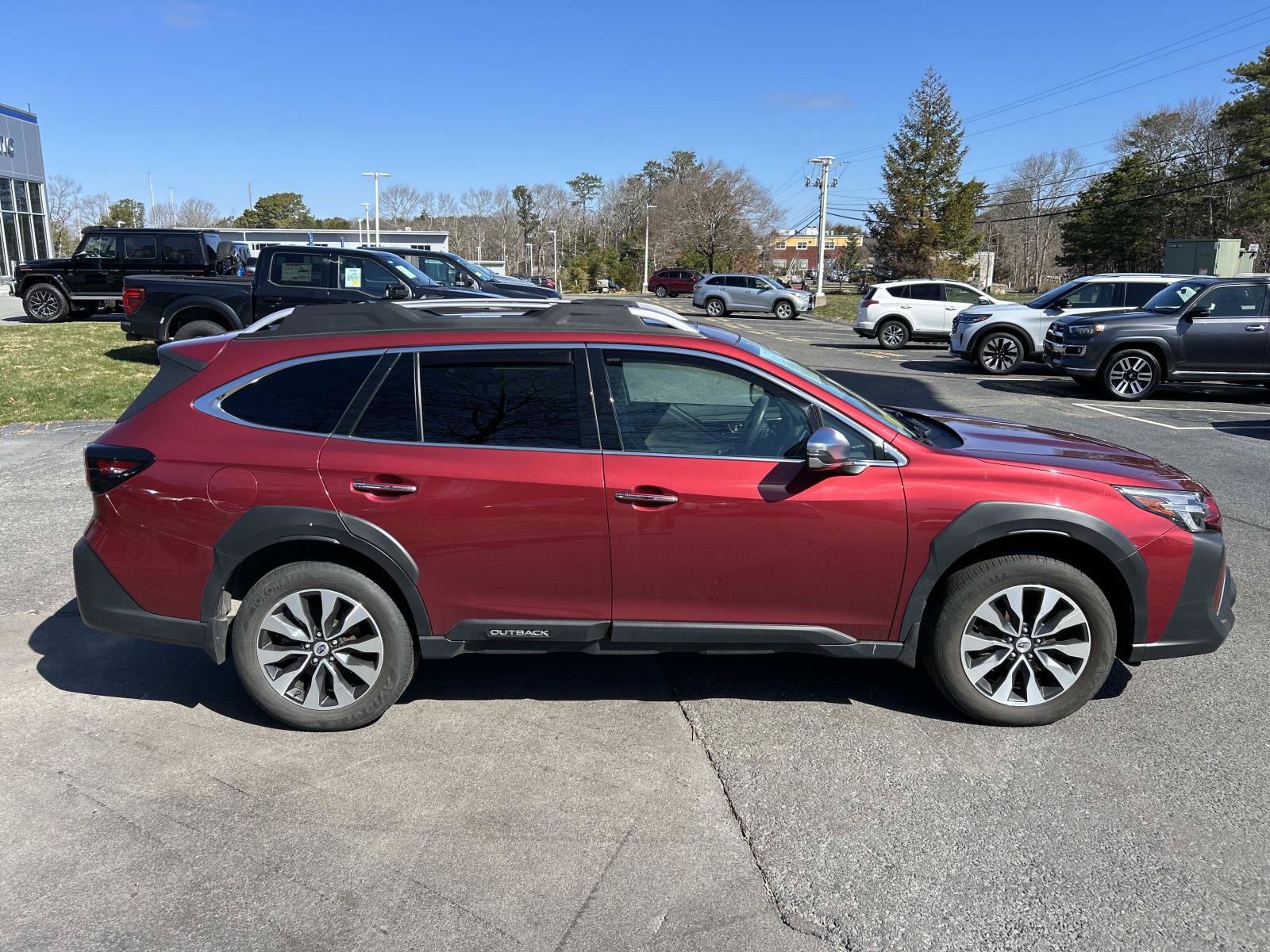 Used 2024 Subaru Outback Touring XT AWD/4WD video 2