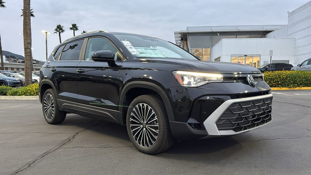 New 2026 Volkswagen Taos SE