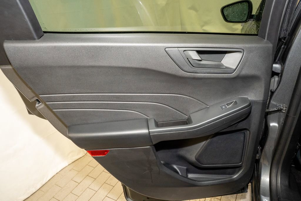 Used 2025 Ford Escape Active image 9