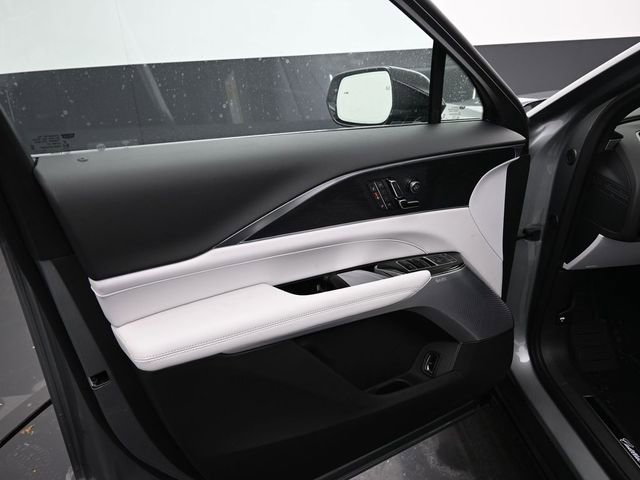 New 2025 Cadillac Lyriq Luxury w/ LPO, Red Accent Package image 11