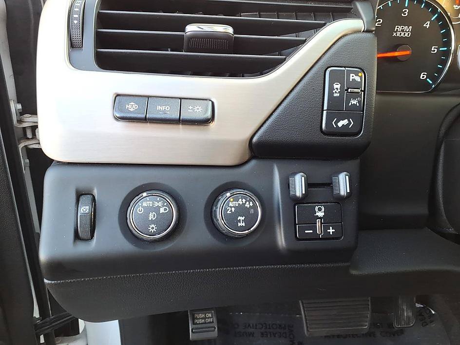 Used 2020 GMC Yukon Denali AWD/4WD image 14