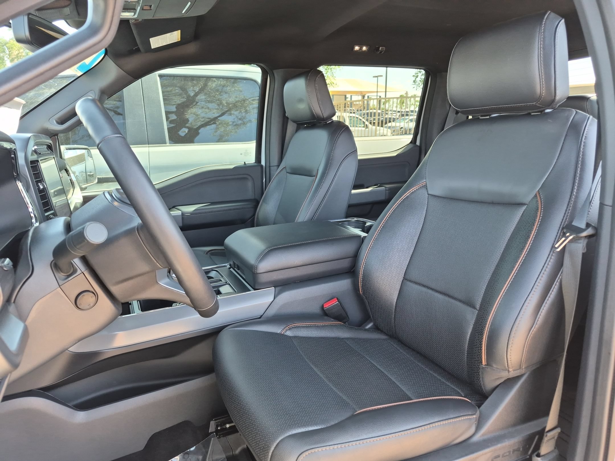 Certified 2024 Ford F150 Lariat w/ FX4 Off-Road Package AWD/4WD image 21