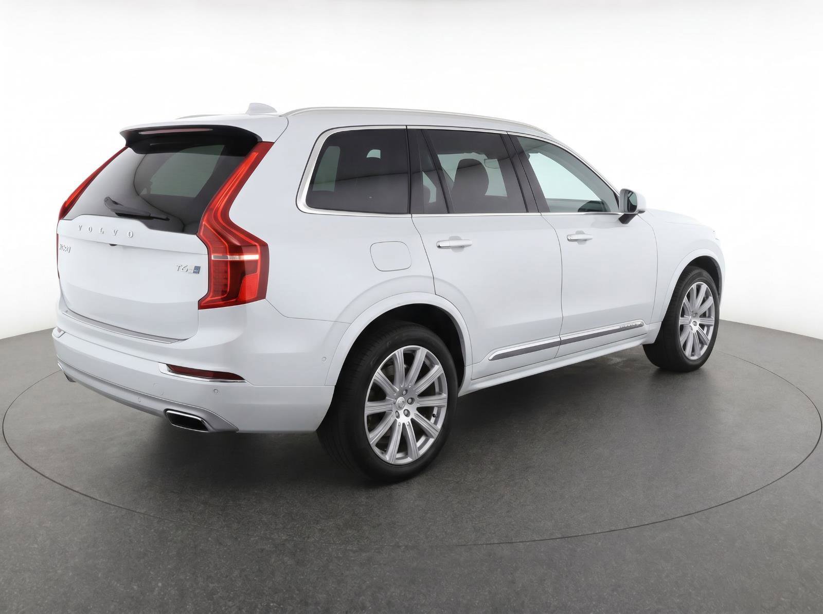 Used 2016 Volvo XC90 T6 Inscription AWD/4WD image 4