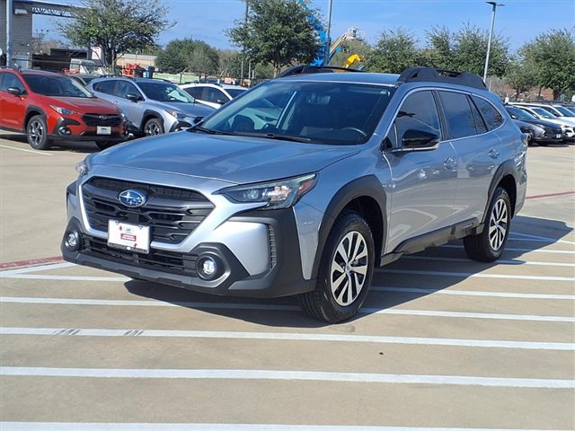 Certified 2025 Subaru Outback Premium image 3