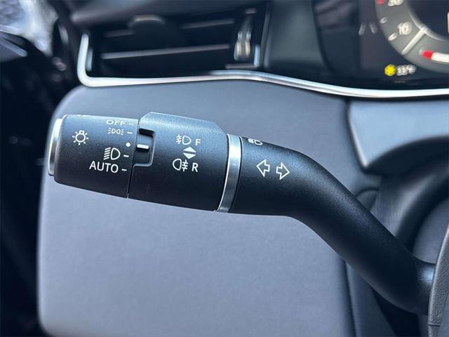 Used 2025 Land Rover Range Rover Evoque Dynamic SE image 21