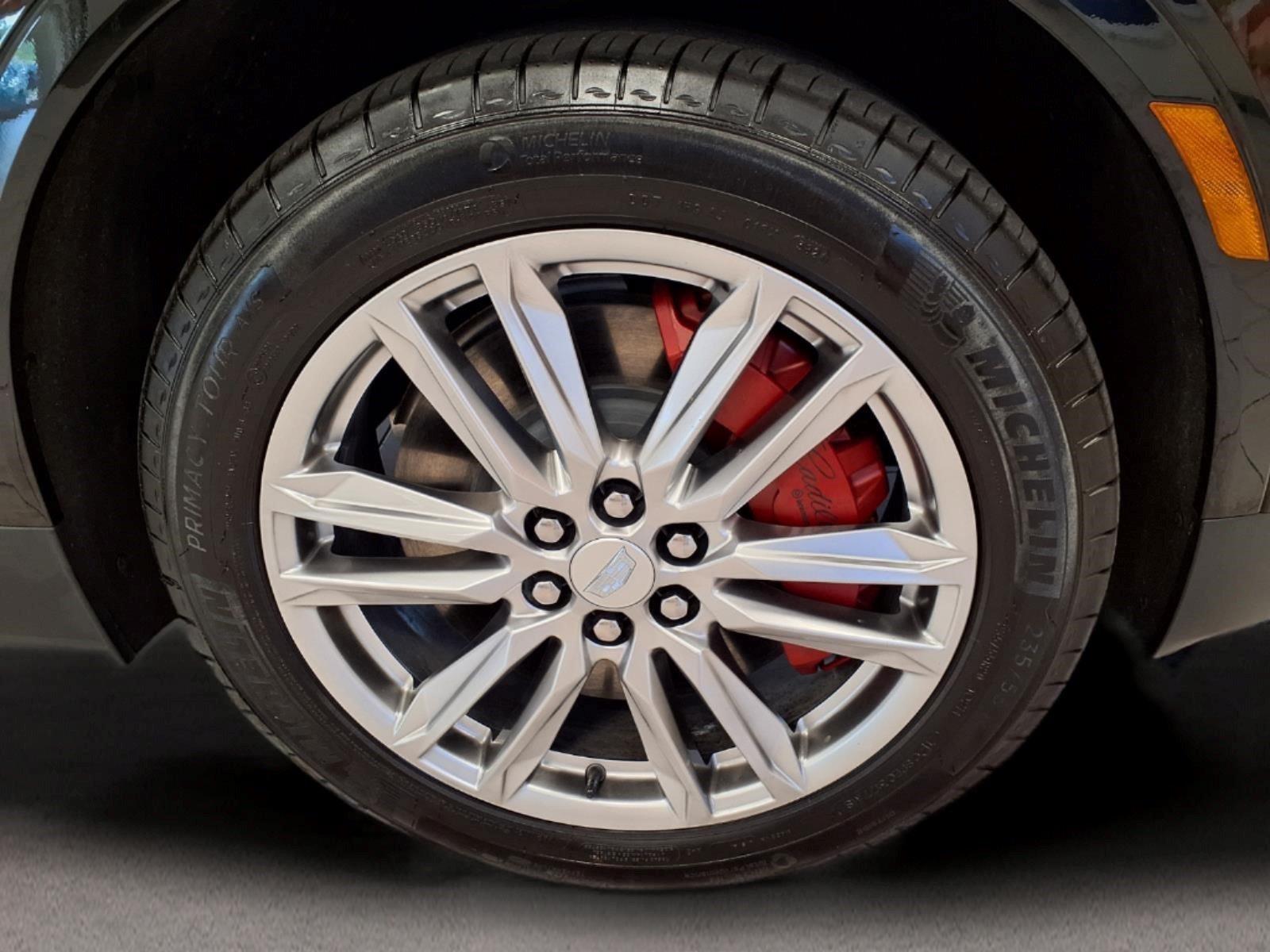 Certified 2025 Cadillac XT5 Sportv AWD/4WD image 8