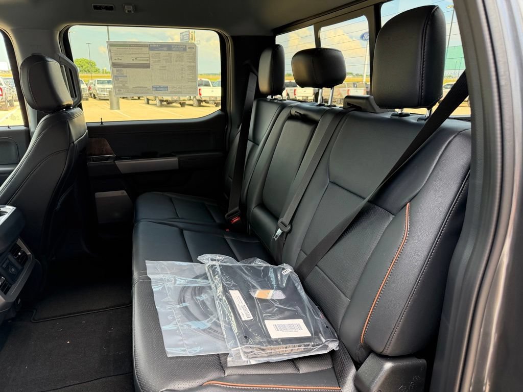 New 2026 Ford F350 Lariat w/ Lariat Premium Package AWD/4WD image 16