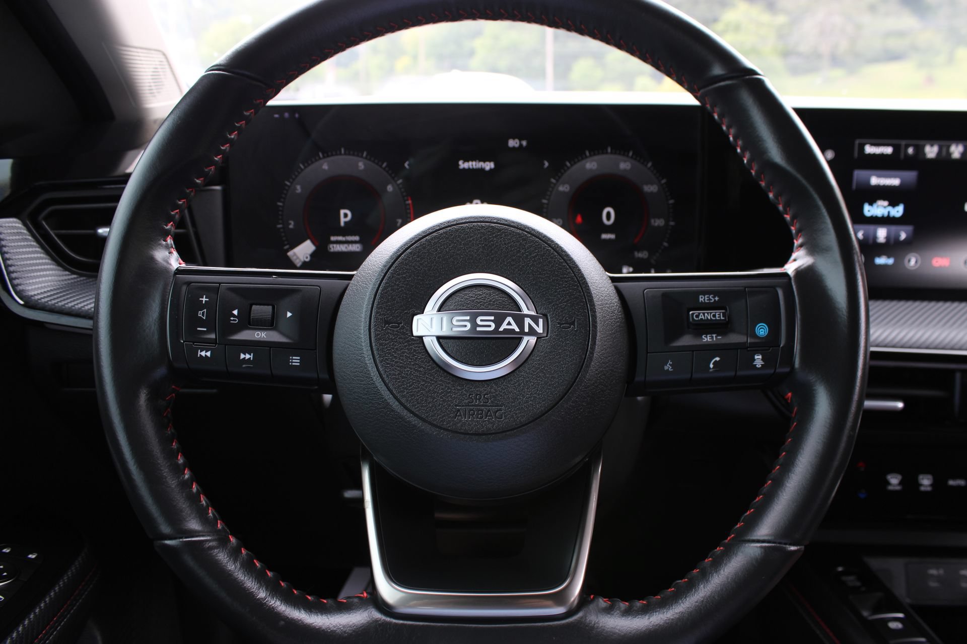 Used 2025 Nissan Kicks SR FWD image 27