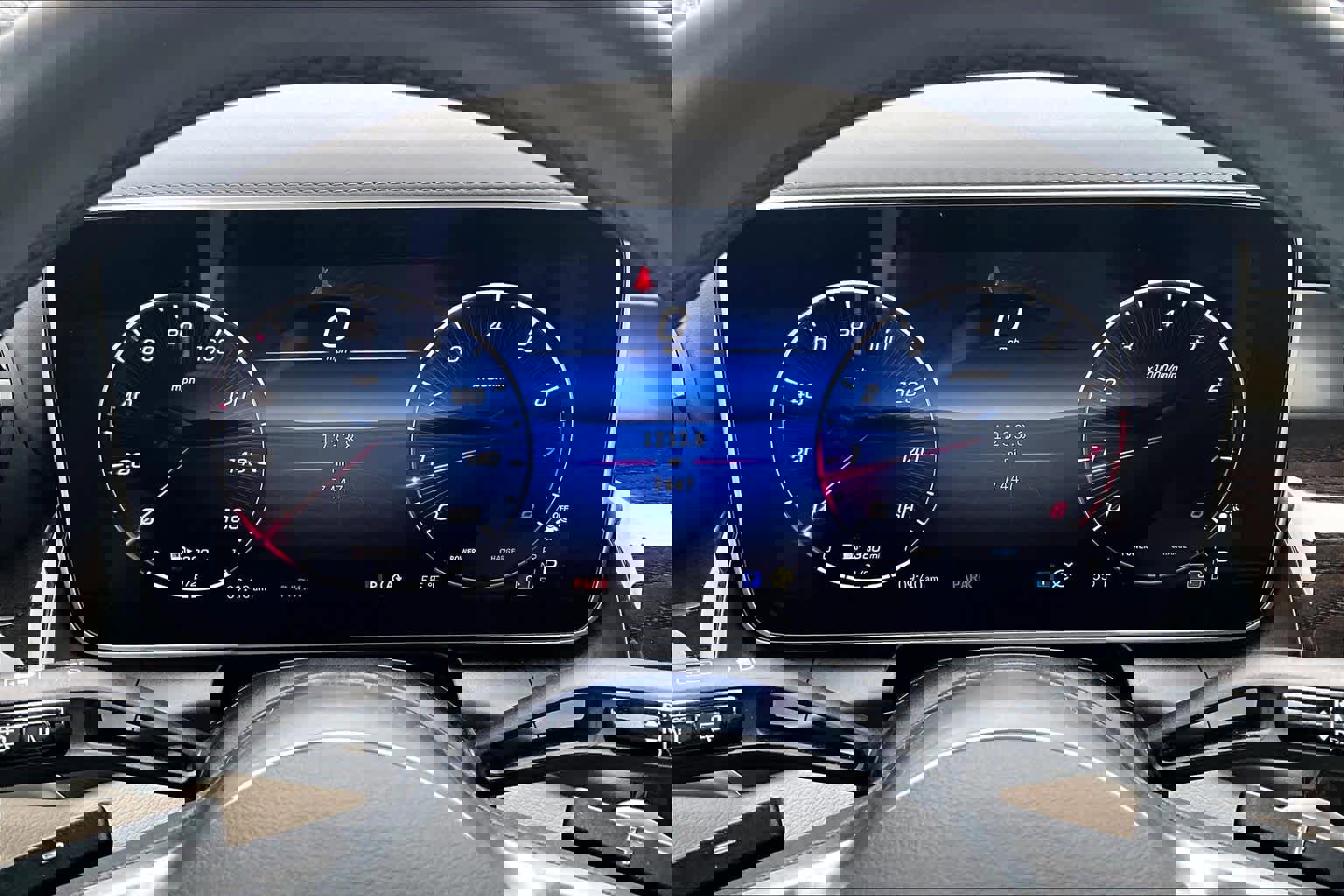 Certified 2025 Mercedes-Benz GLC 300 4MATIC image 26