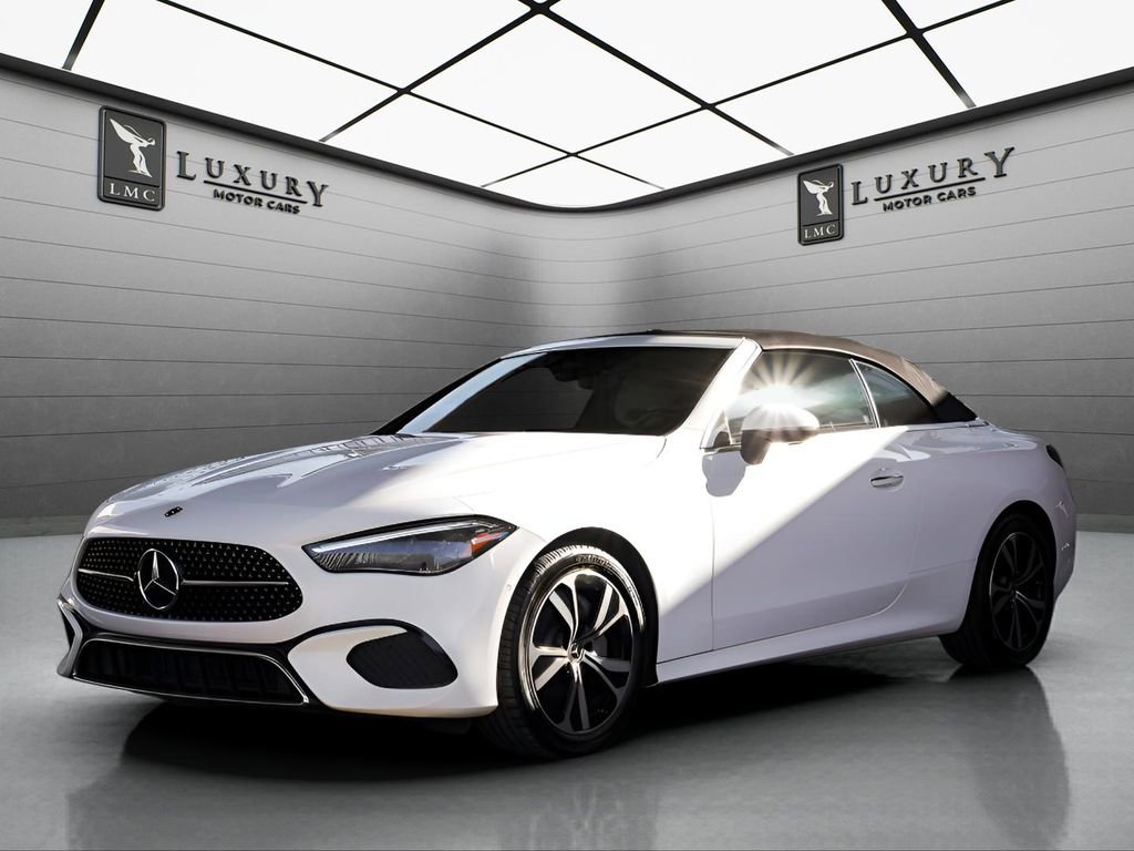 Used 2024 Mercedes-Benz CLE 300 4MATIC Cabriolet image 15