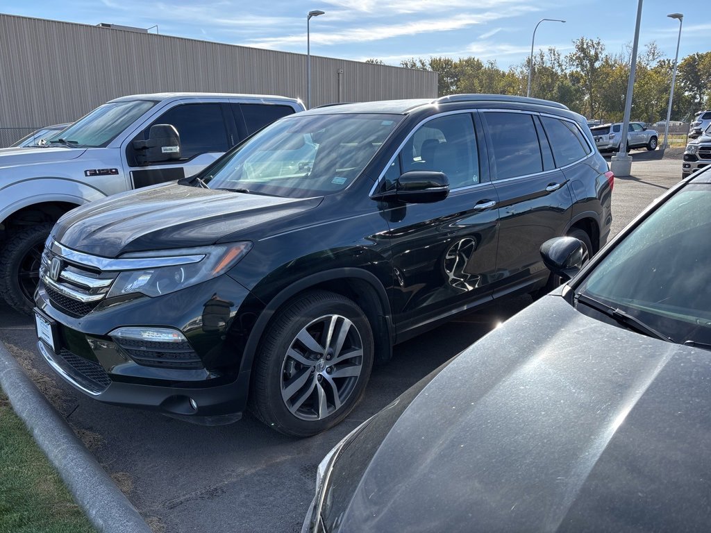 Certified 2017 Honda Pilot Touring