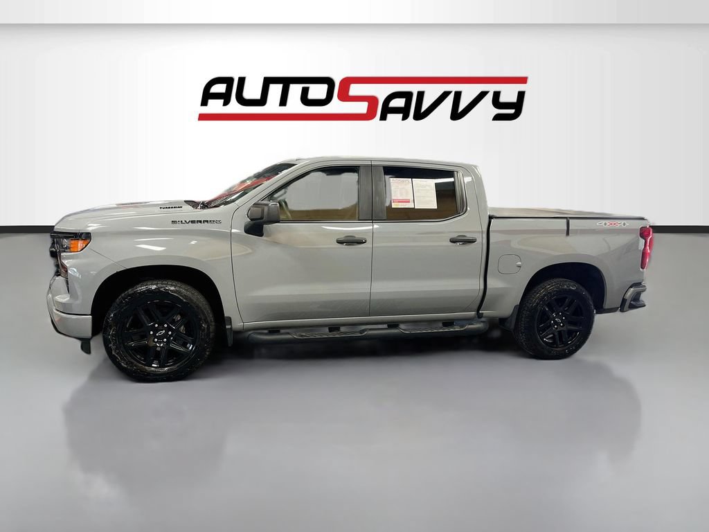 Used 2025 Chevrolet Silverado 1500 Custom w/ Turbomax Blackout Package AWD/4WD image 4