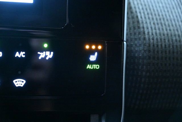 Used 2025 Subaru Solterra Premium w/ Premium Package image 33