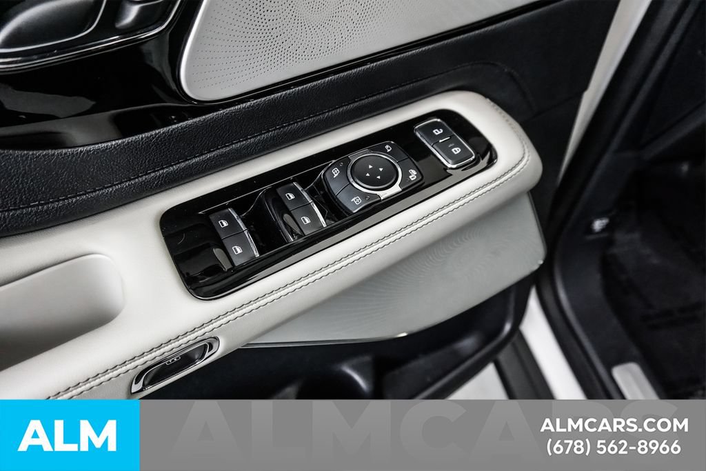 Used 2025 Lincoln Aviator Reserve w/ Equipment Group 201A AWD/4WD image 52