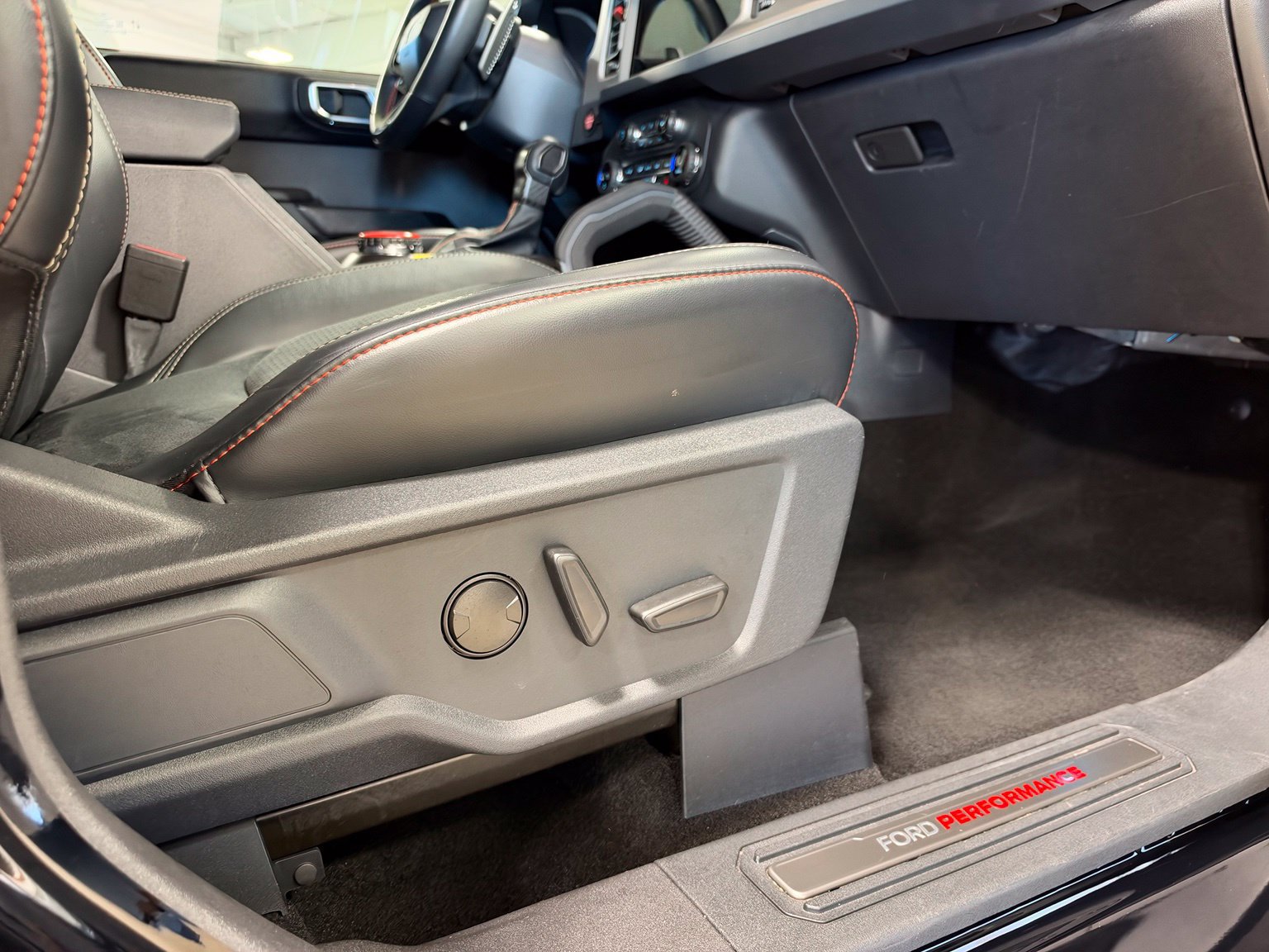 Used 2024 Ford Bronco Raptor AWD/4WD image 49