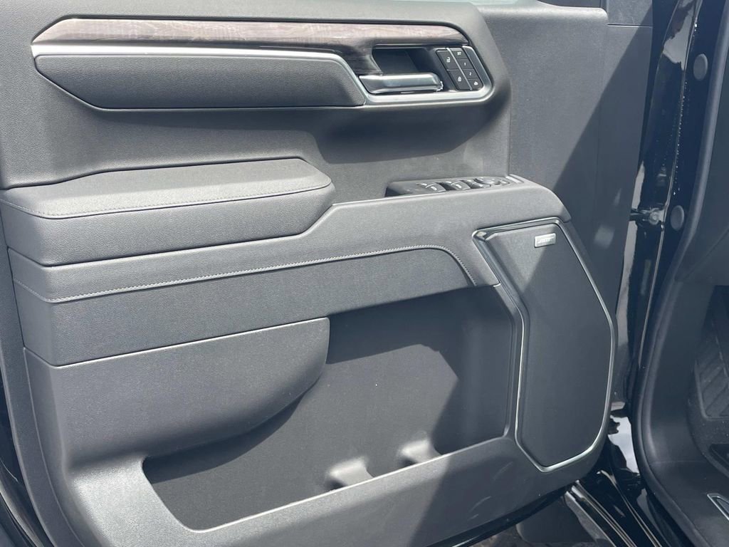 New 2026 Chevrolet Silverado 1500 LTZ w/ LTZ Premium Package image 22