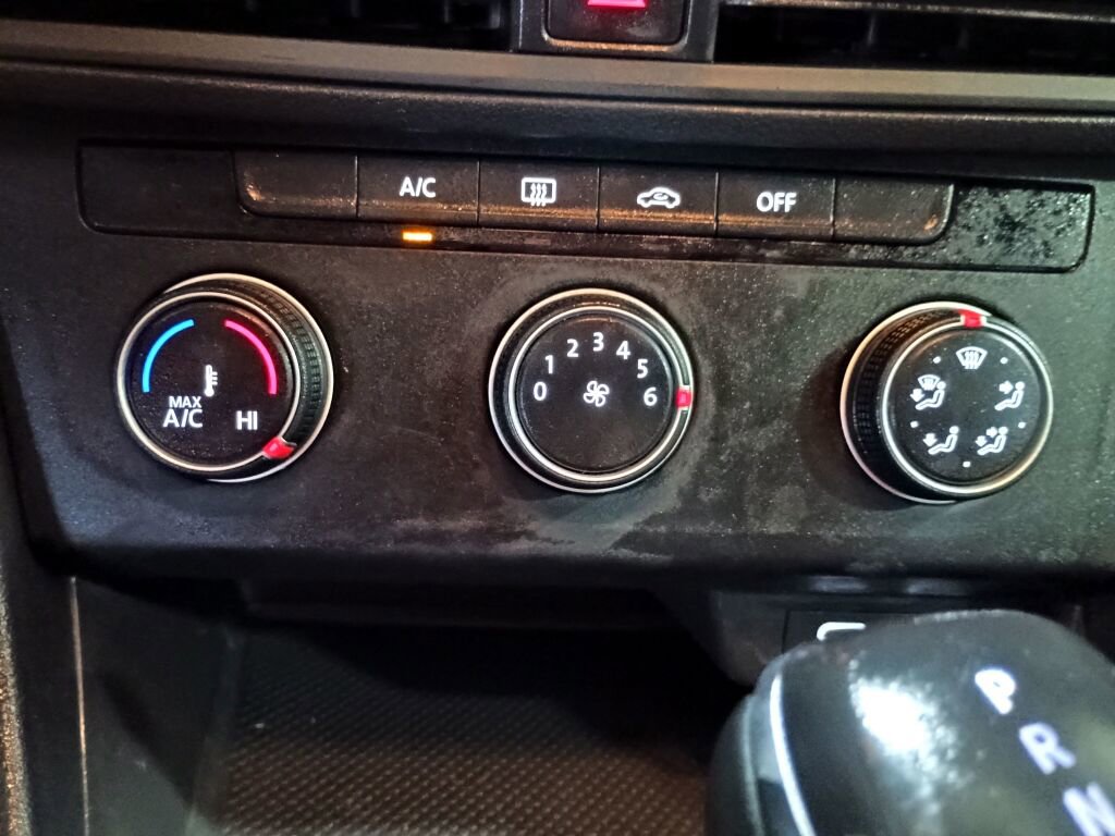 Used 2024 Volkswagen Jetta S FWD image 13