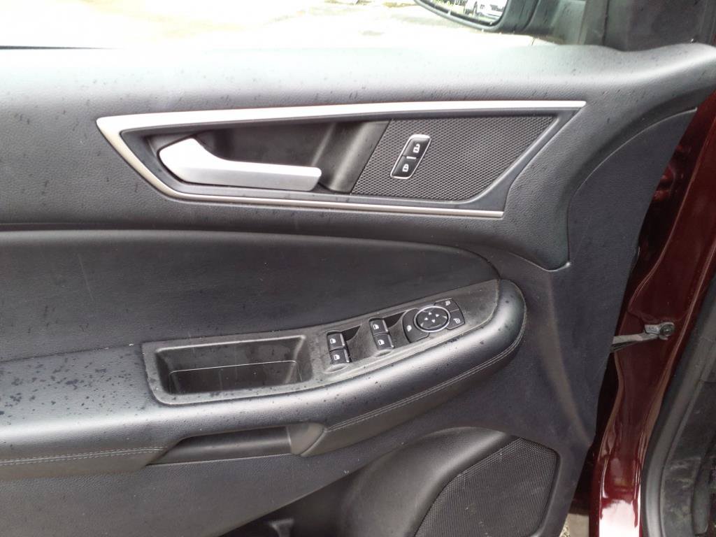 Used 2022 Ford Edge SEL AWD/4WD image 7