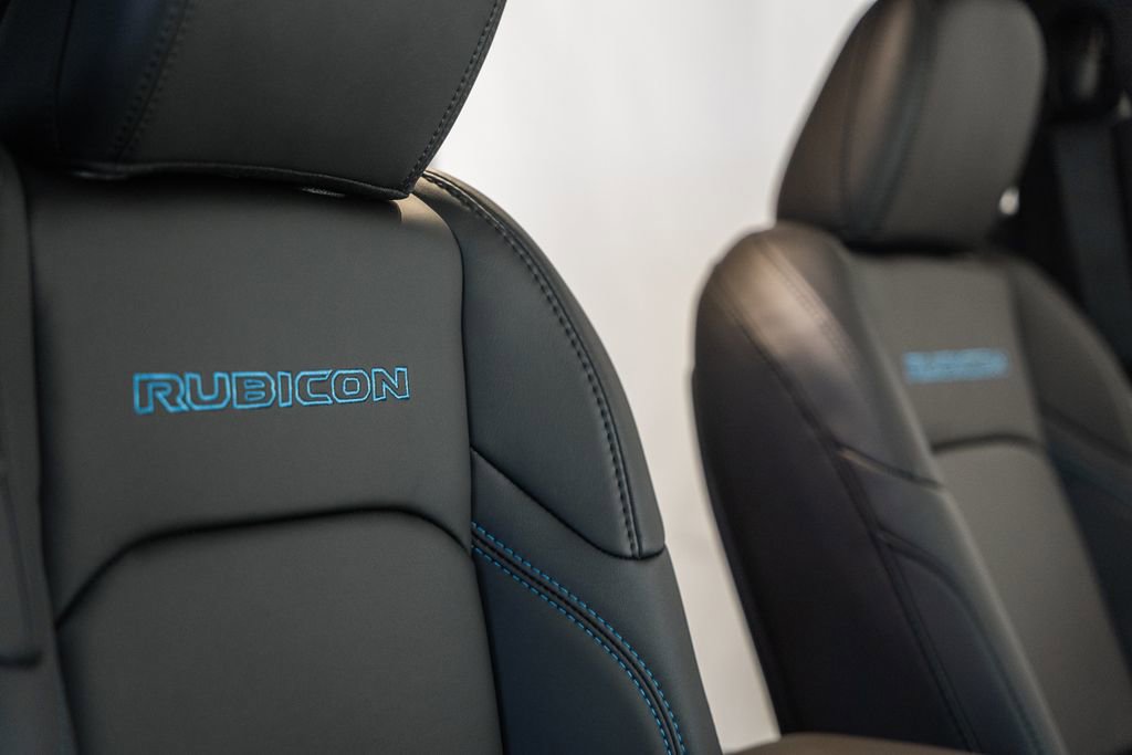 New 2025 Jeep Wrangler Unlimited Rubicon 4xe image 34