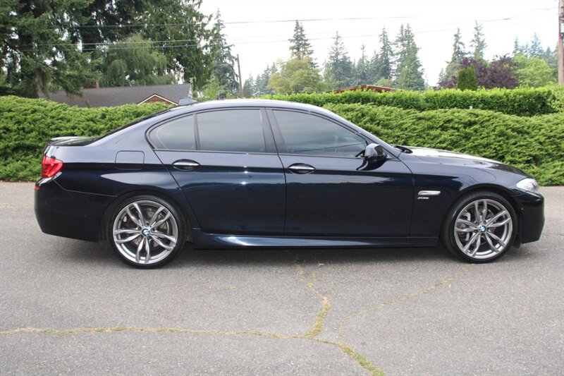Used 2011 BMW 535i xDrive Sedan AWD/4WD image 12