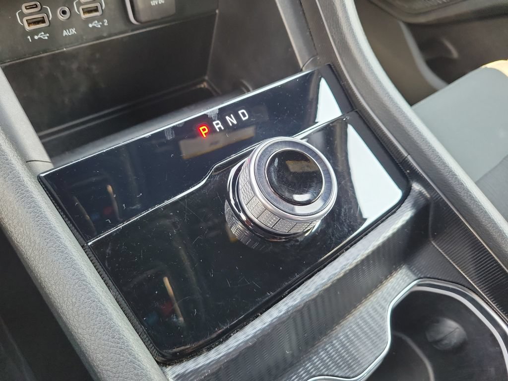 Certified 2025 Jeep Grand Cherokee Laredo AWD/4WD image 32