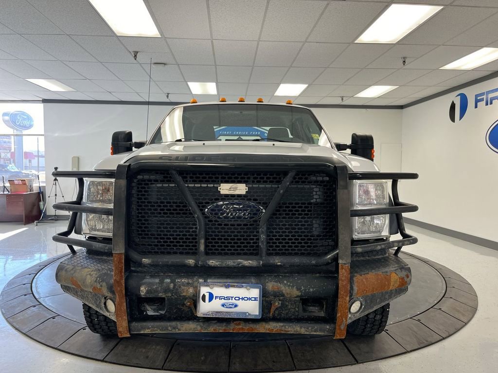 Used 2016 Ford F550 4x4 SuperCab Super Duty image 3