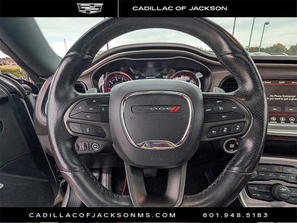 Used 2022 Dodge Challenger R/T w/ Plus Package image 7