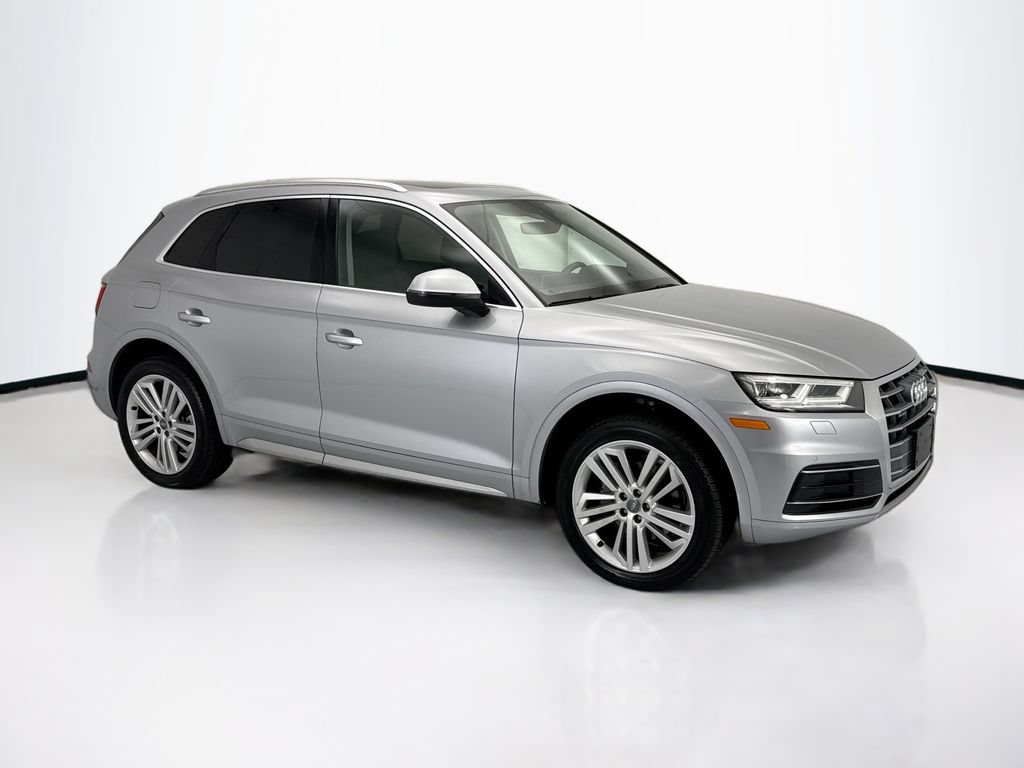Used 2019 Audi Q5 2.0T Premium Plus w/ Premium Plus Package AWD/4WD image 3